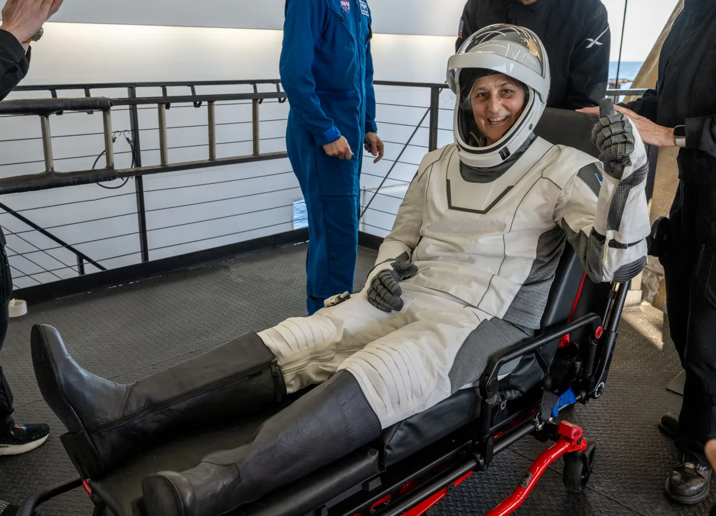 NASA stuck astronauts return to Earth after 9 months in space