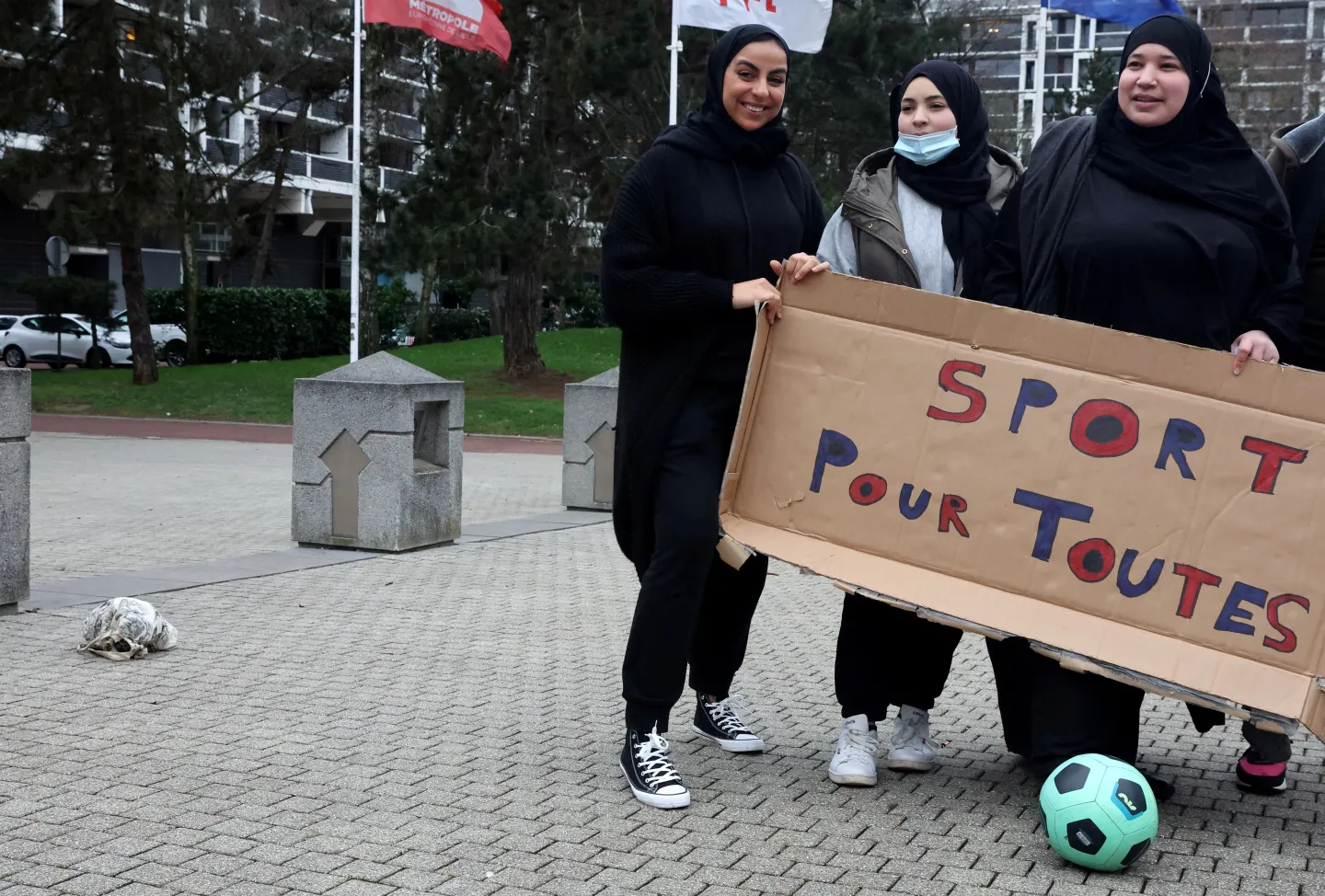 Voile dans le sport: le gouvernement français soutient l’interdiction