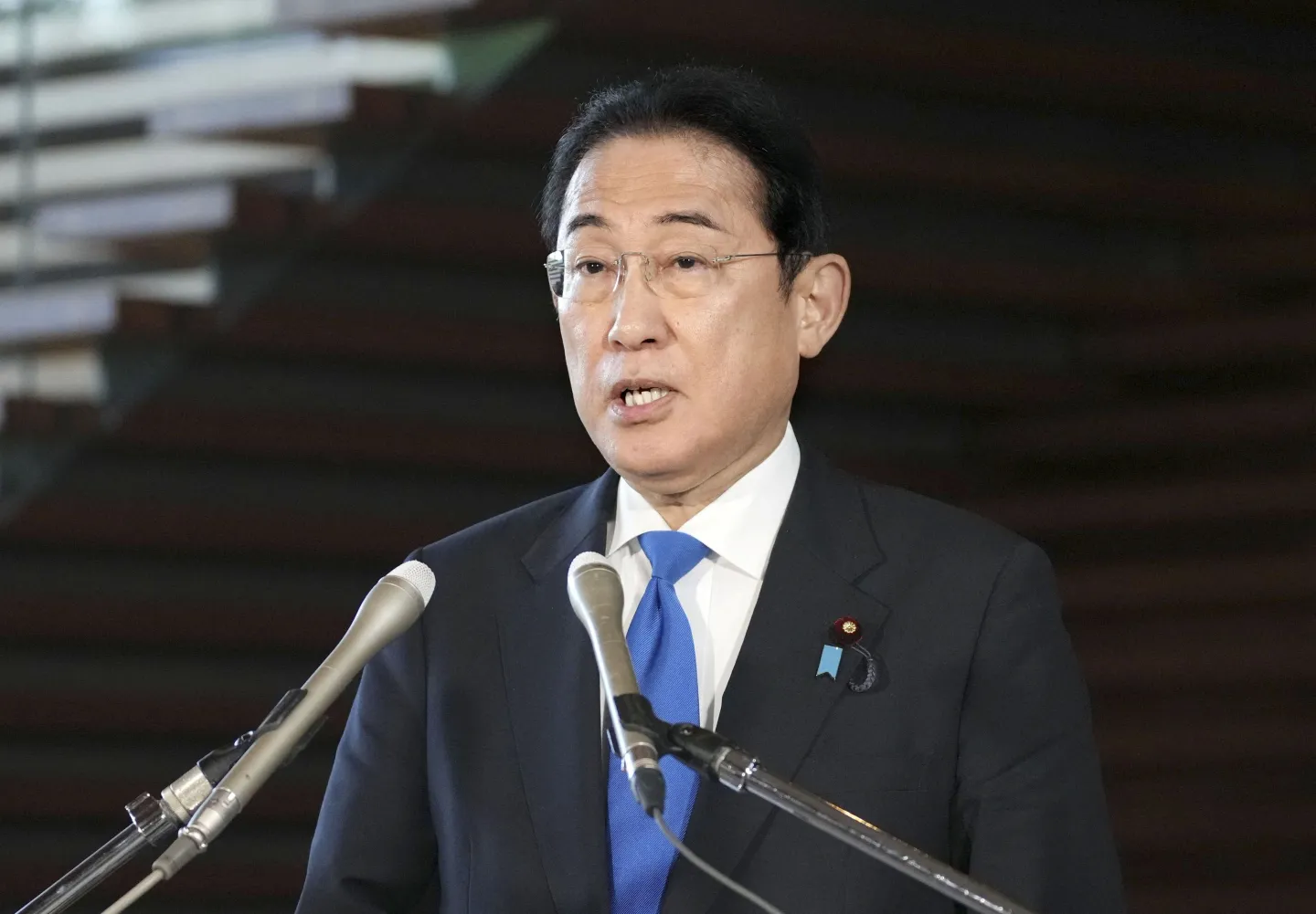 Regerende partij Japan krijgt nieuwe klap in smeergeldschandaal