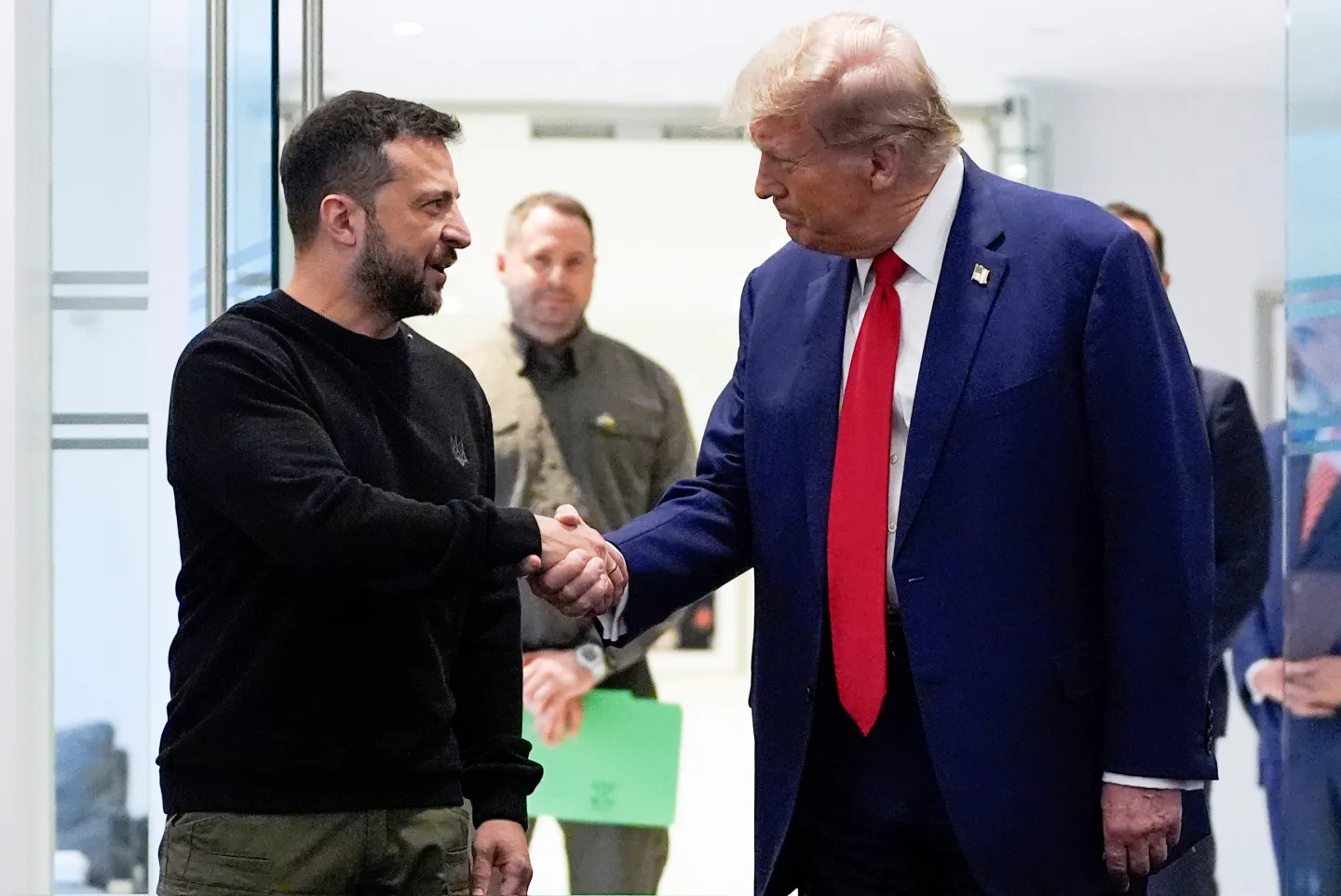 Zelenskyy calls Trump to discuss Putin's ceasefire proposal