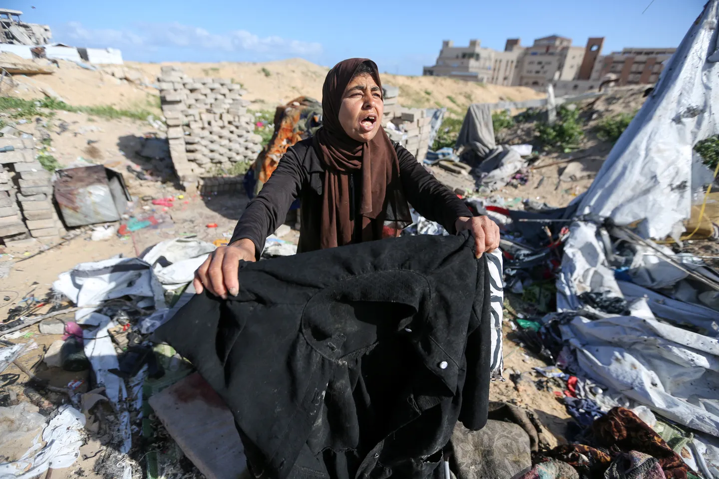 Beynəlxalq ictimaiyyət İsrailin Qəzzaya endirdiyi zərbələrə reaksiya verdi