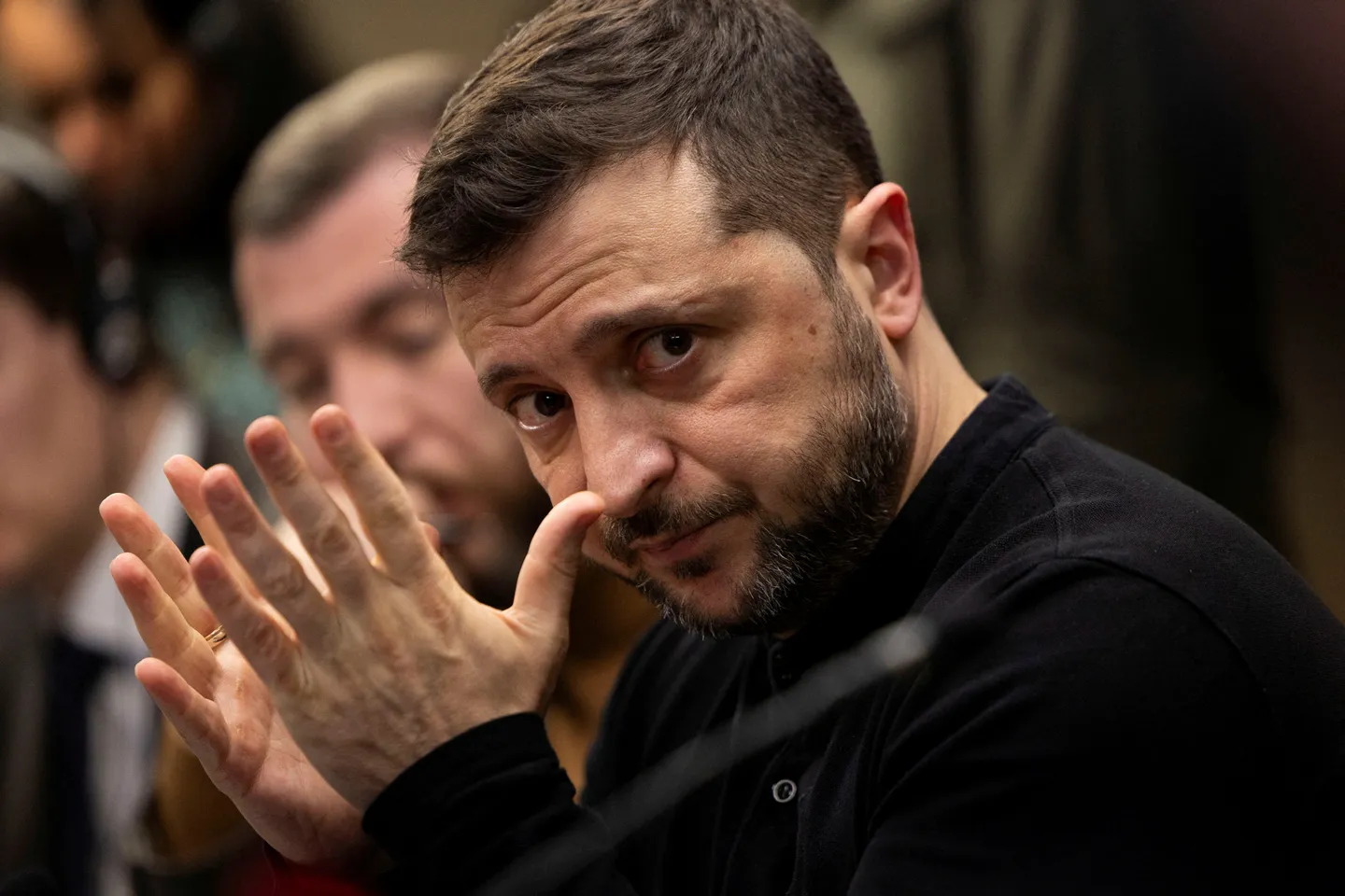 Zelenskyy está “listo” para firmar acuerdo de minerales, tras duro encuentro con Trump