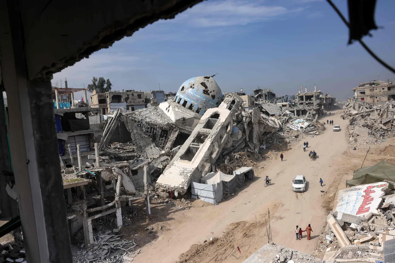 Israël attaque de nouveau Gaza, le Hamas accuse Netanyahu de saboter le cessez-le-feu