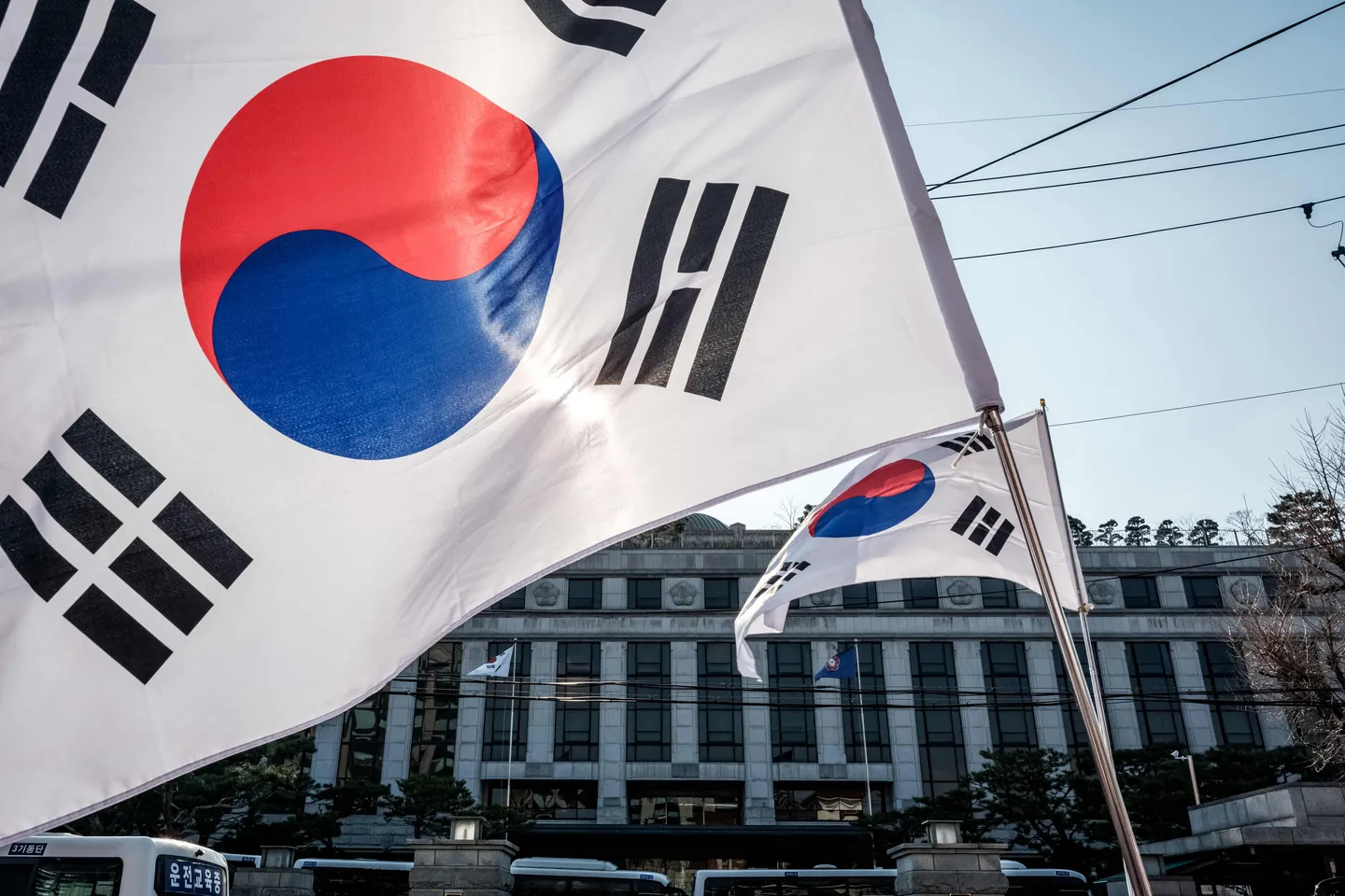 대한민국 특검, 선거 개입 조사 중 국민의힘 당사 압수수색