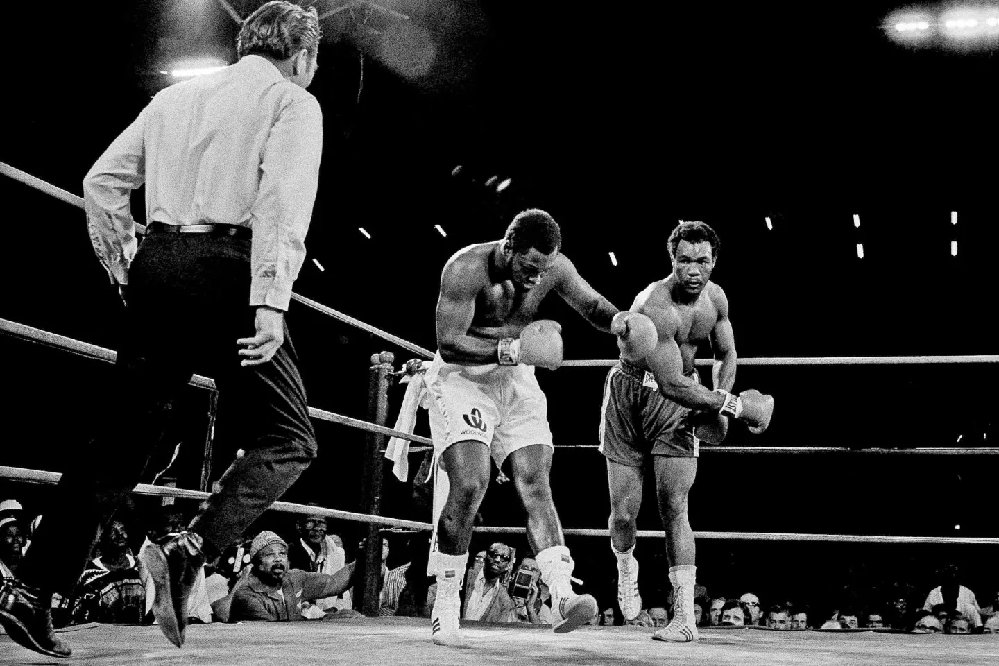 Si spegne all'età di 76 anni la leggenda del pugilato George Foreman