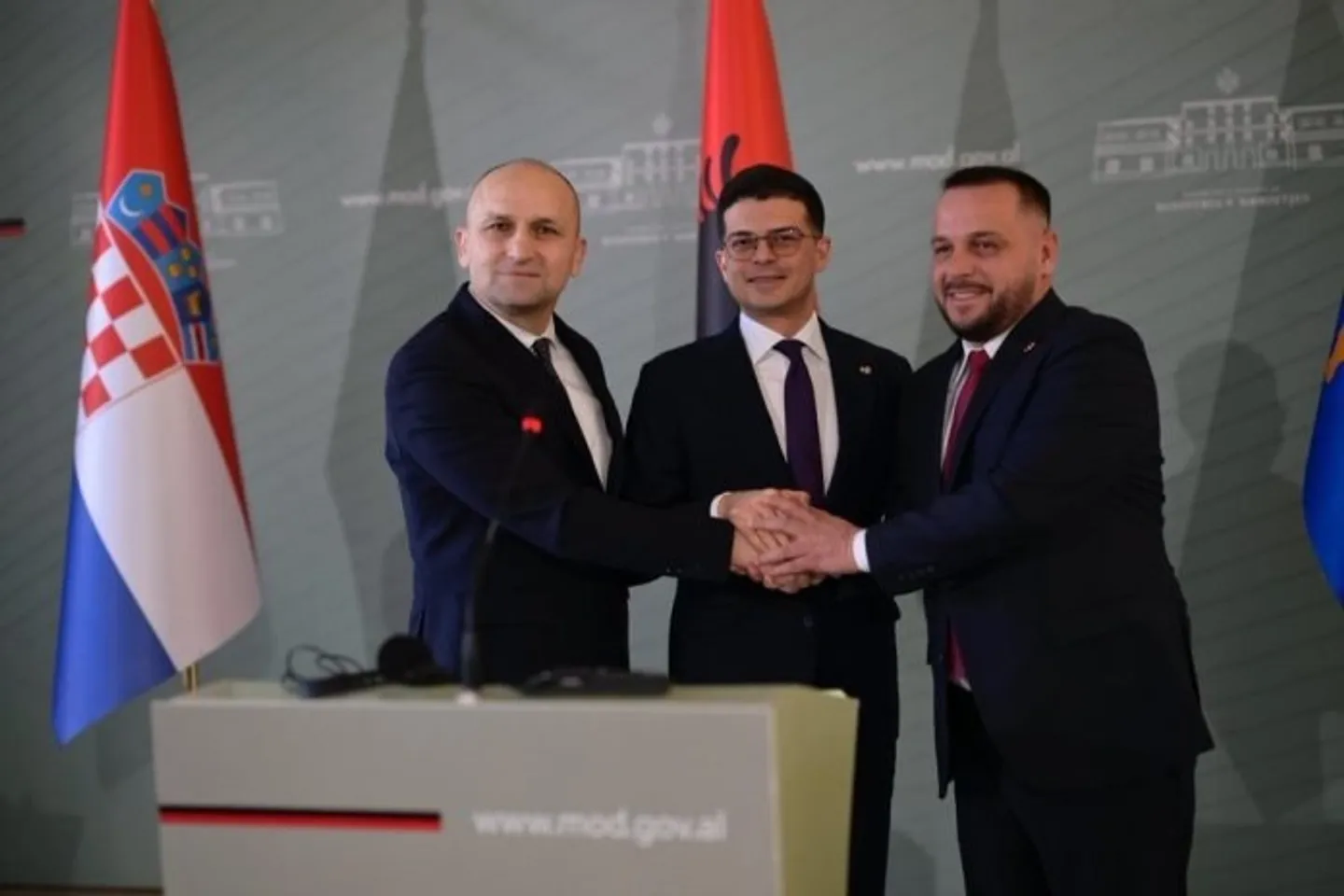 Shqipëria: S’kemi precedentë traktatesh në dëm të fqinjëve, e kotë çdo viktimizim nga Serbia