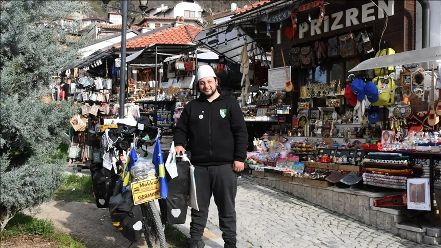 I riu turk nga Gjermania që është nisur për në Mekë bën ndaljen e tij në Prizren