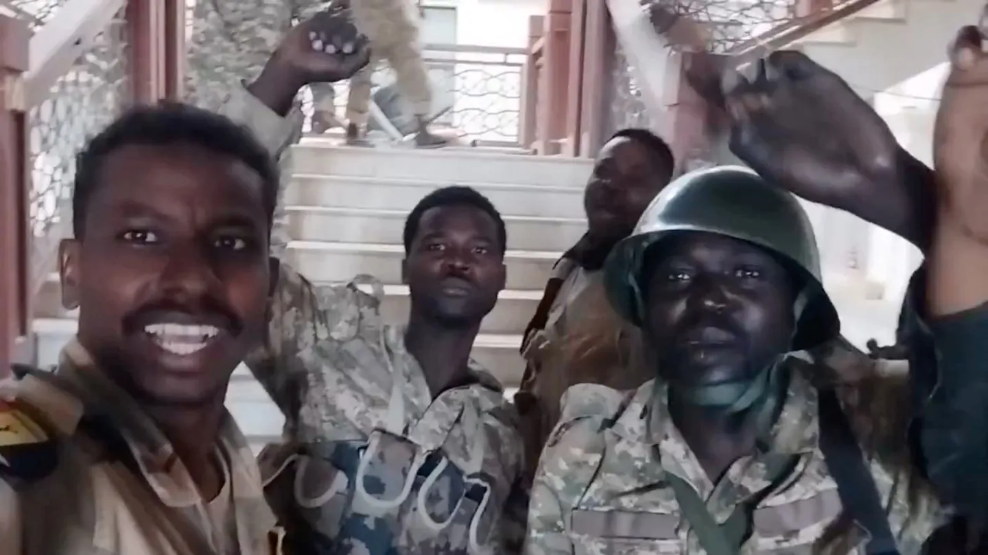 Jeshi la Sudan linasema kuwa lina udhibiti wa ikulu ya rais mjini Khartoum