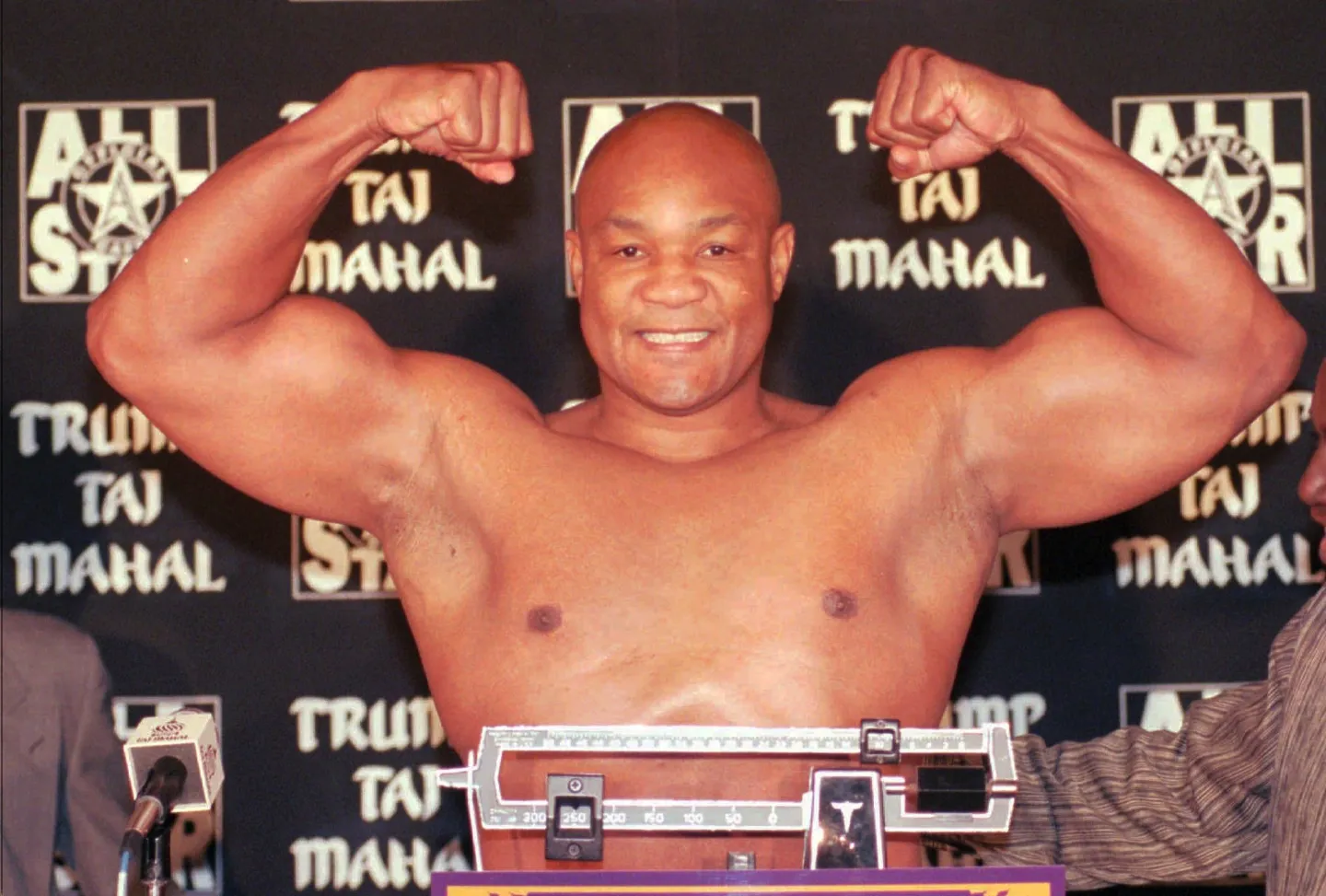 Bondia wa 'Heavy weight' George Foreman afariki dunia