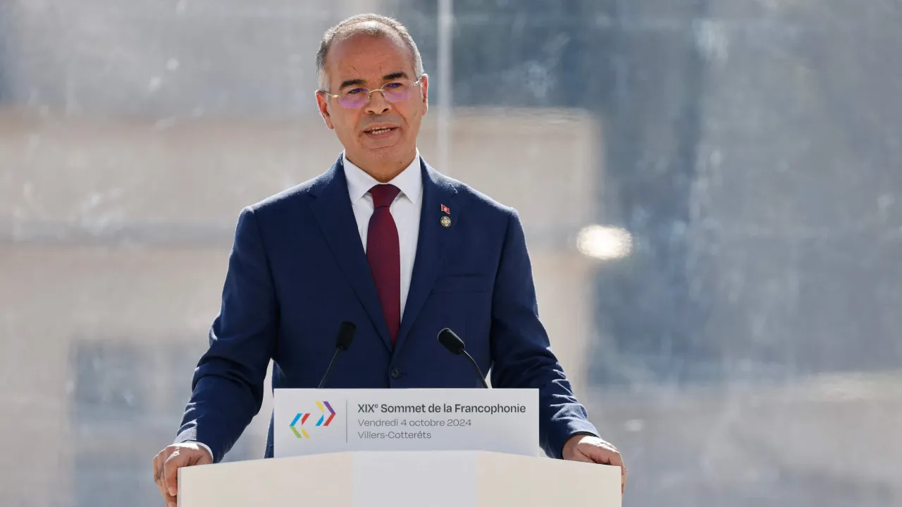 Ο Πρόεδρος της Τυνησίας απέπεμψε τον Πρωθυπουργό