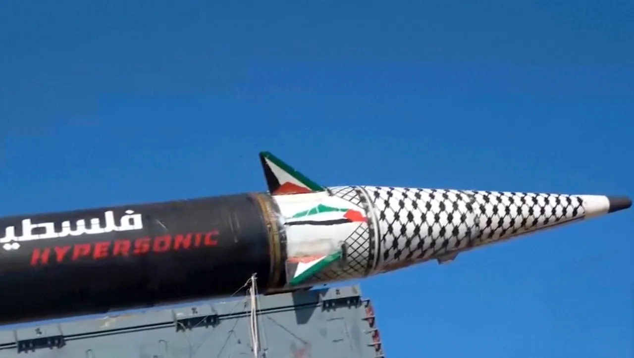 بعد ساعات من تهديد الحوثي.. إعلام عبري: إطلاق صاروخ من اليمن لأول مرة منذ بداية الحرب