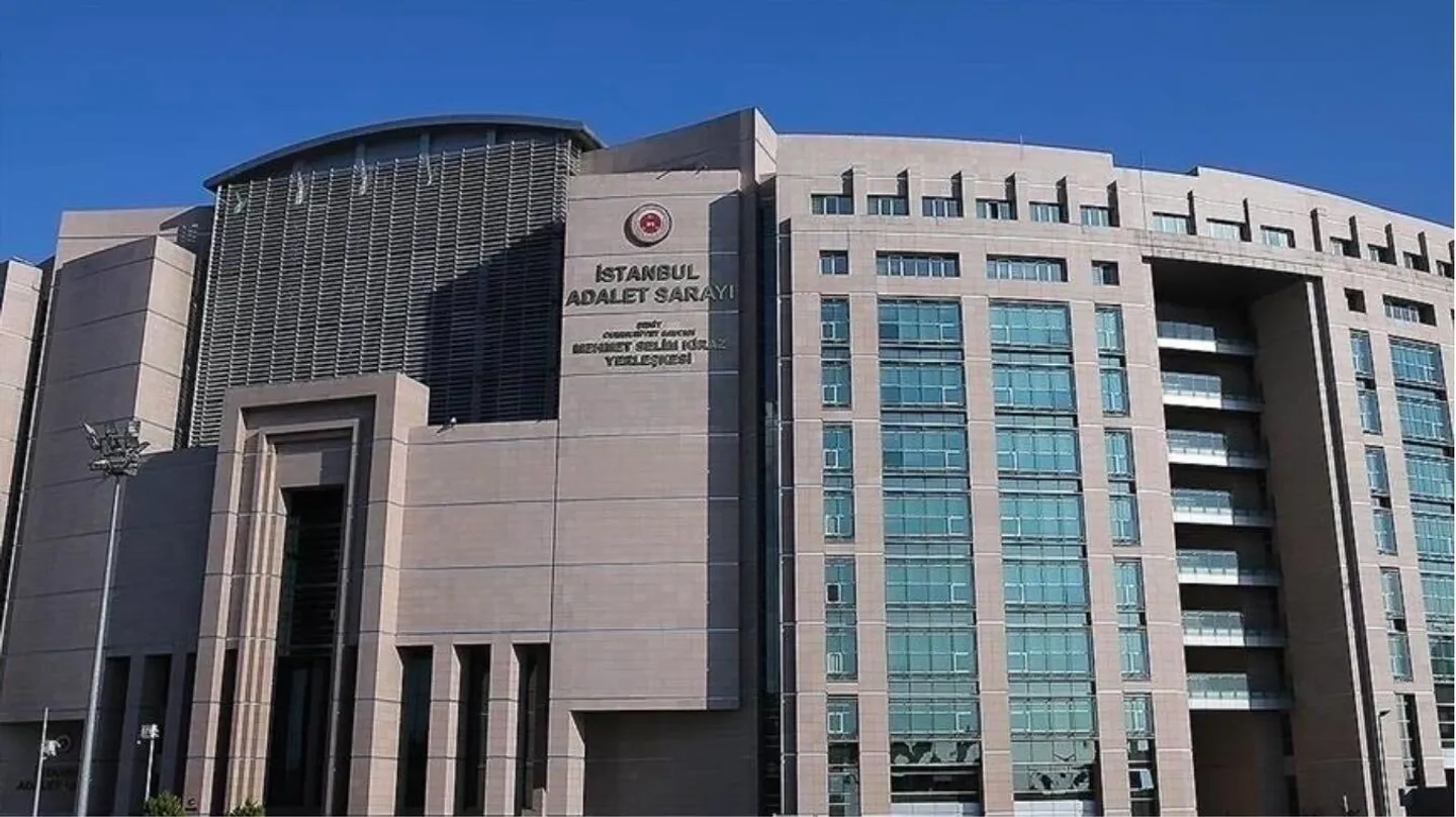القضاء التركي يأمر بحبس رئيس بلدية إسطنبول على ذمة التحقيق في قضايا فساد