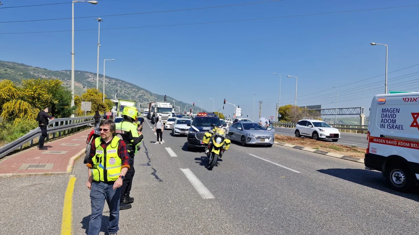 مقتل إسرائيلي وإصابة آخر بجروح خطيرة في عمليتَي إطلاق نار ودهس بحيفا