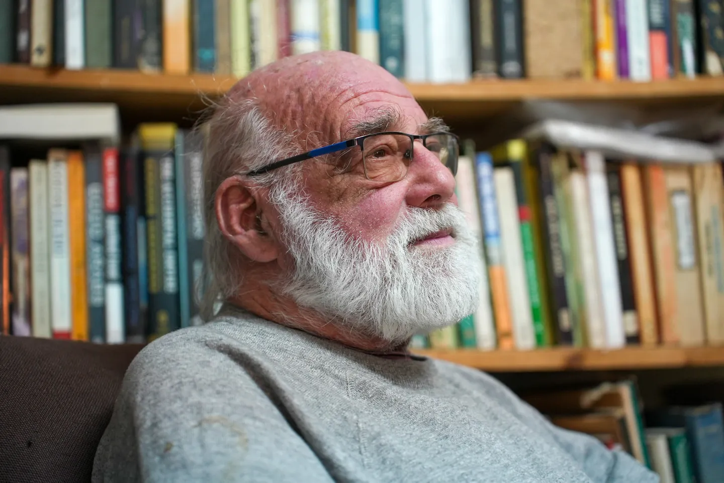 أكاديمي إسرائيلي: نتنياهو يضحّي بالمحتجزين للبقاء في السلطة وينقل الإبادة من غزة إلى الضفة