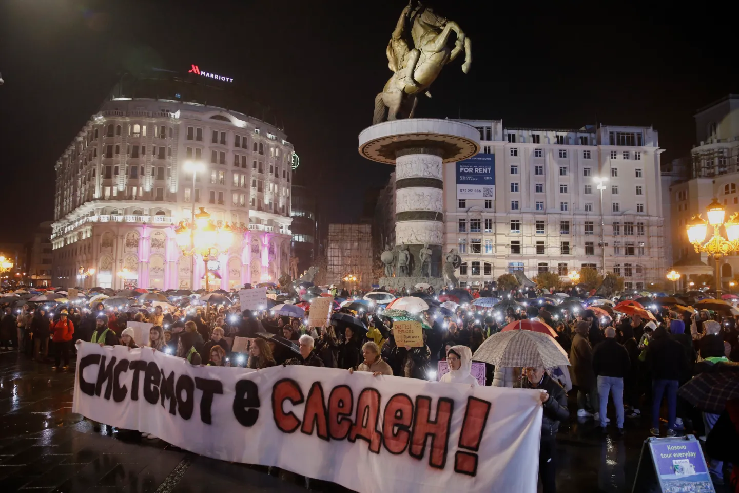 U Skoplju održan mirni protest zbog smrtonosnog požara u Kočanima