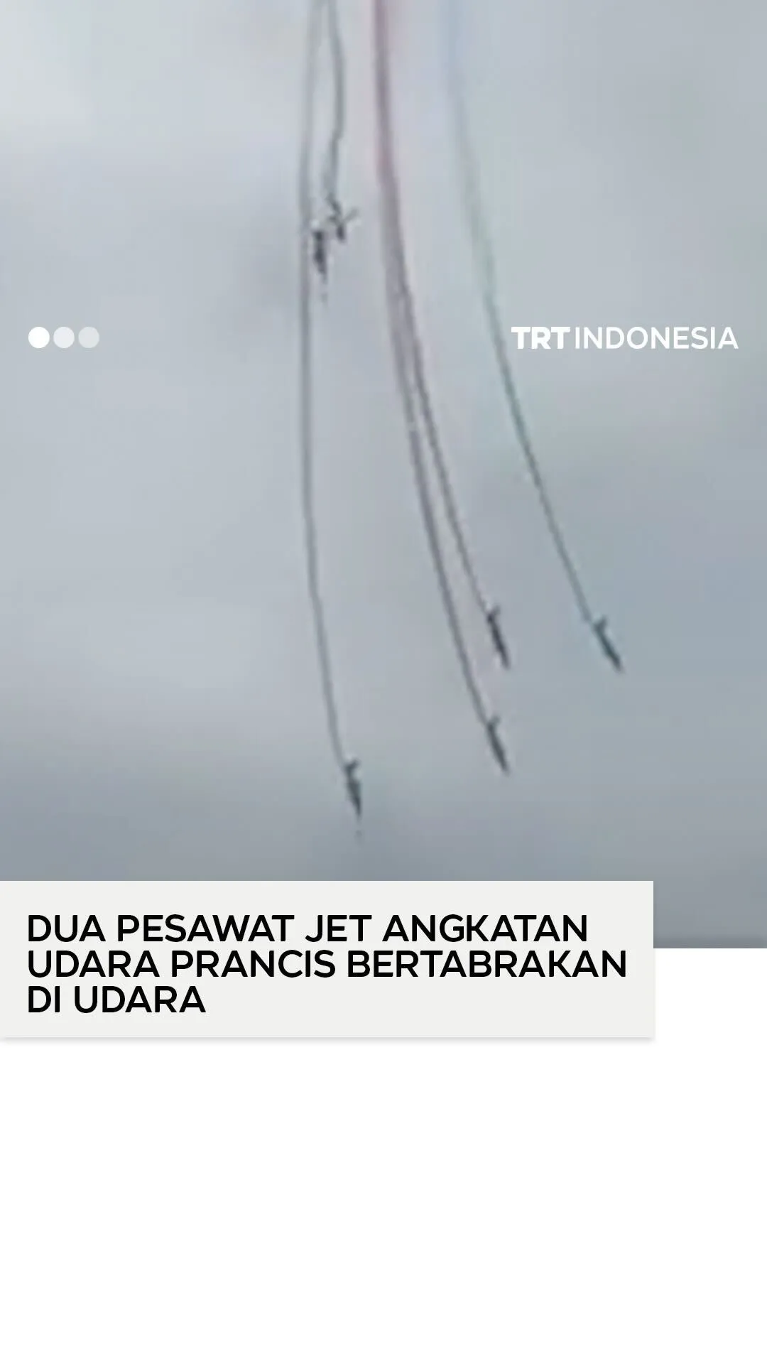 Dua pesawat jet Angkatan Udara Prancis bertabrakan di udara