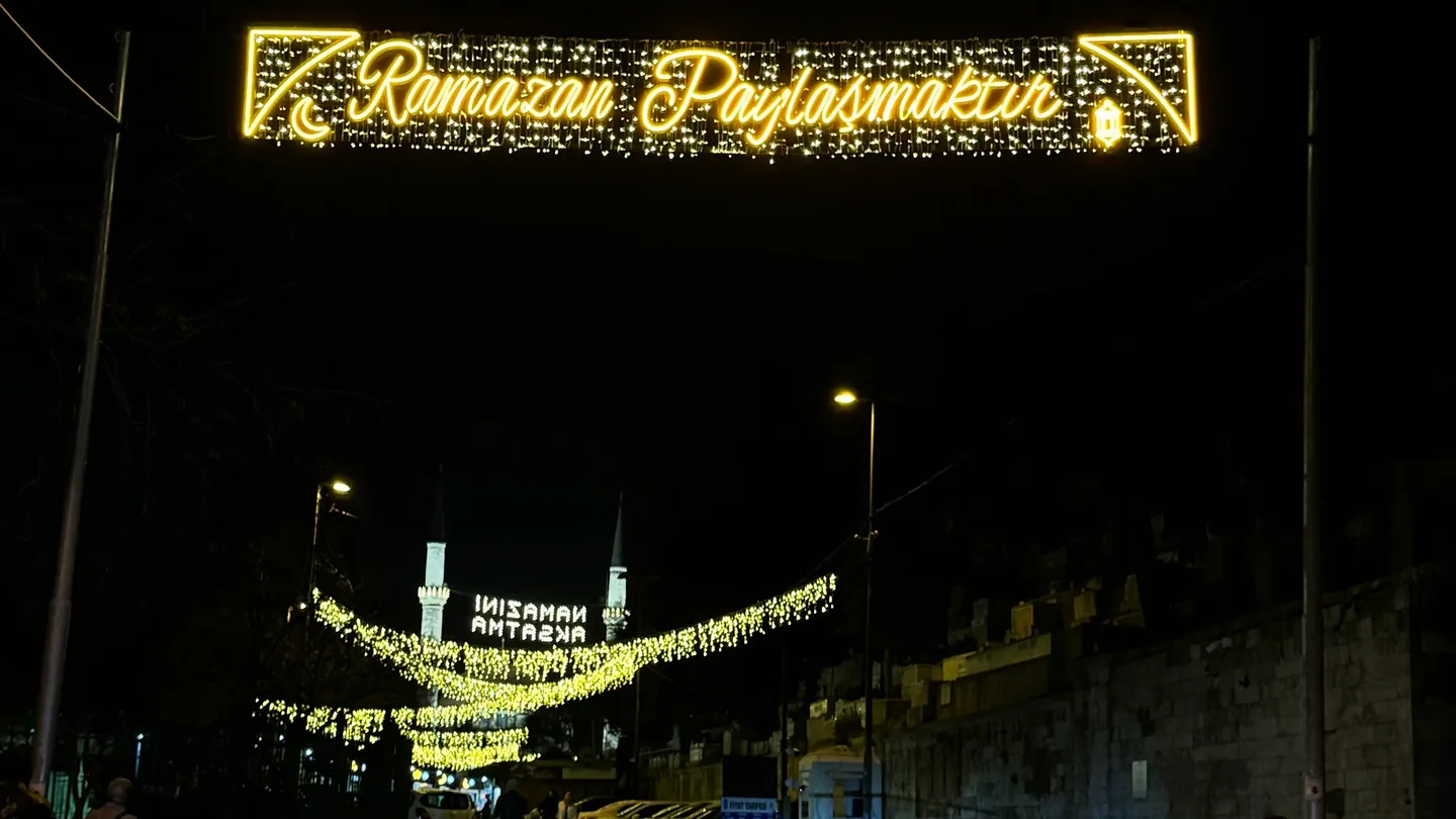 Strolling through Istanbul in Ramadan: Eyupsultan