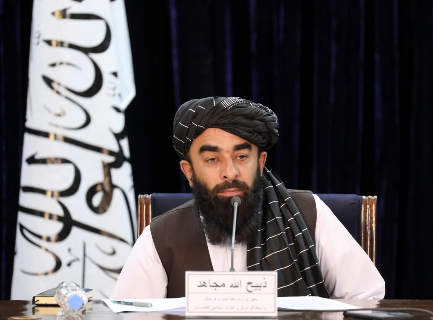 سخنگوی اداره طالبان: افغان‌ها هرگز اجازه نمی‌دهند سرزمین‌شان به کسی واگذار شود