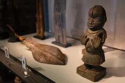 Dutch museum removes 'priceless' Benin bronzes for return to Nigeria