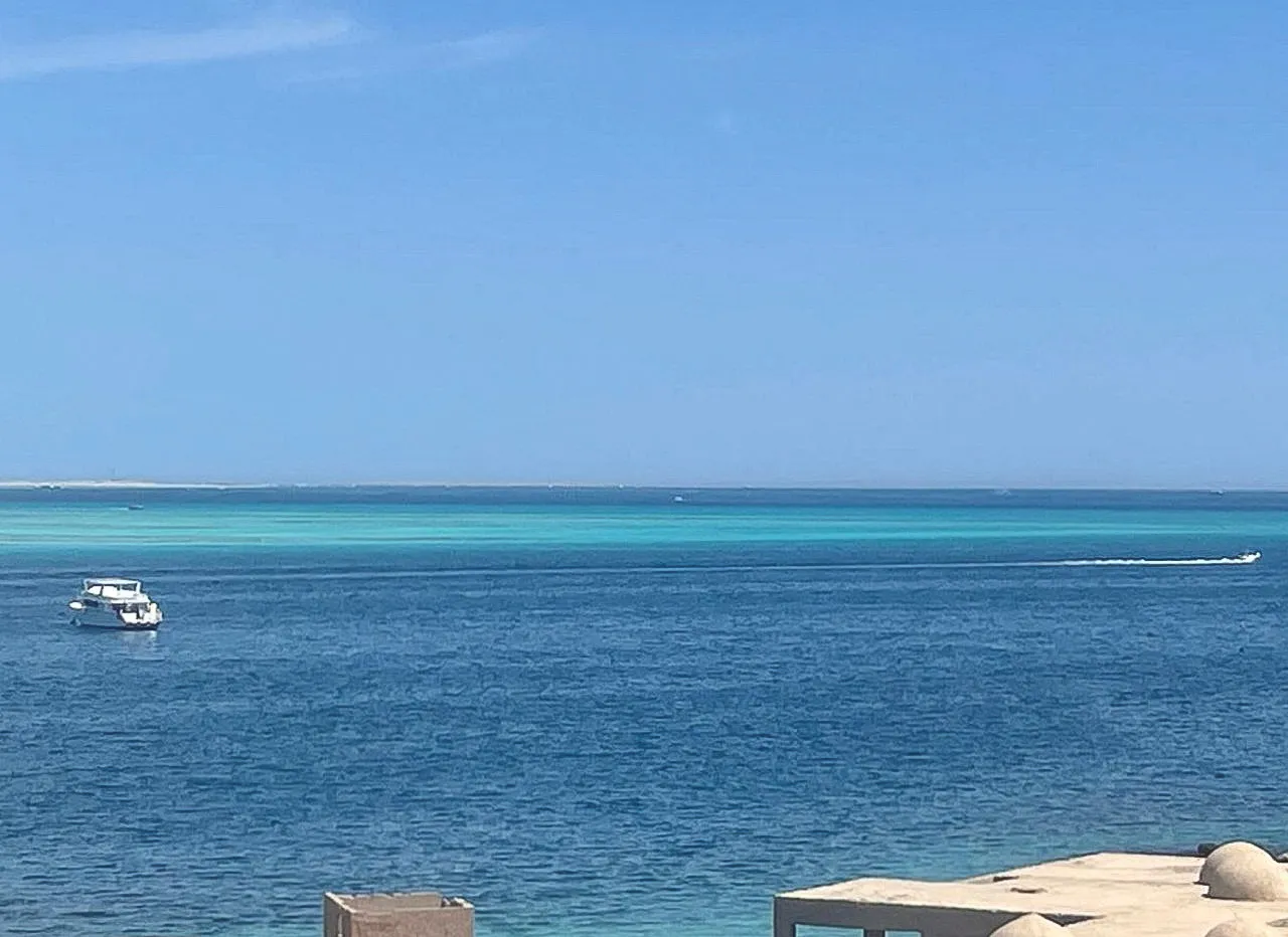 Fatalities after Egypt tourist submarine sinks in Red Sea