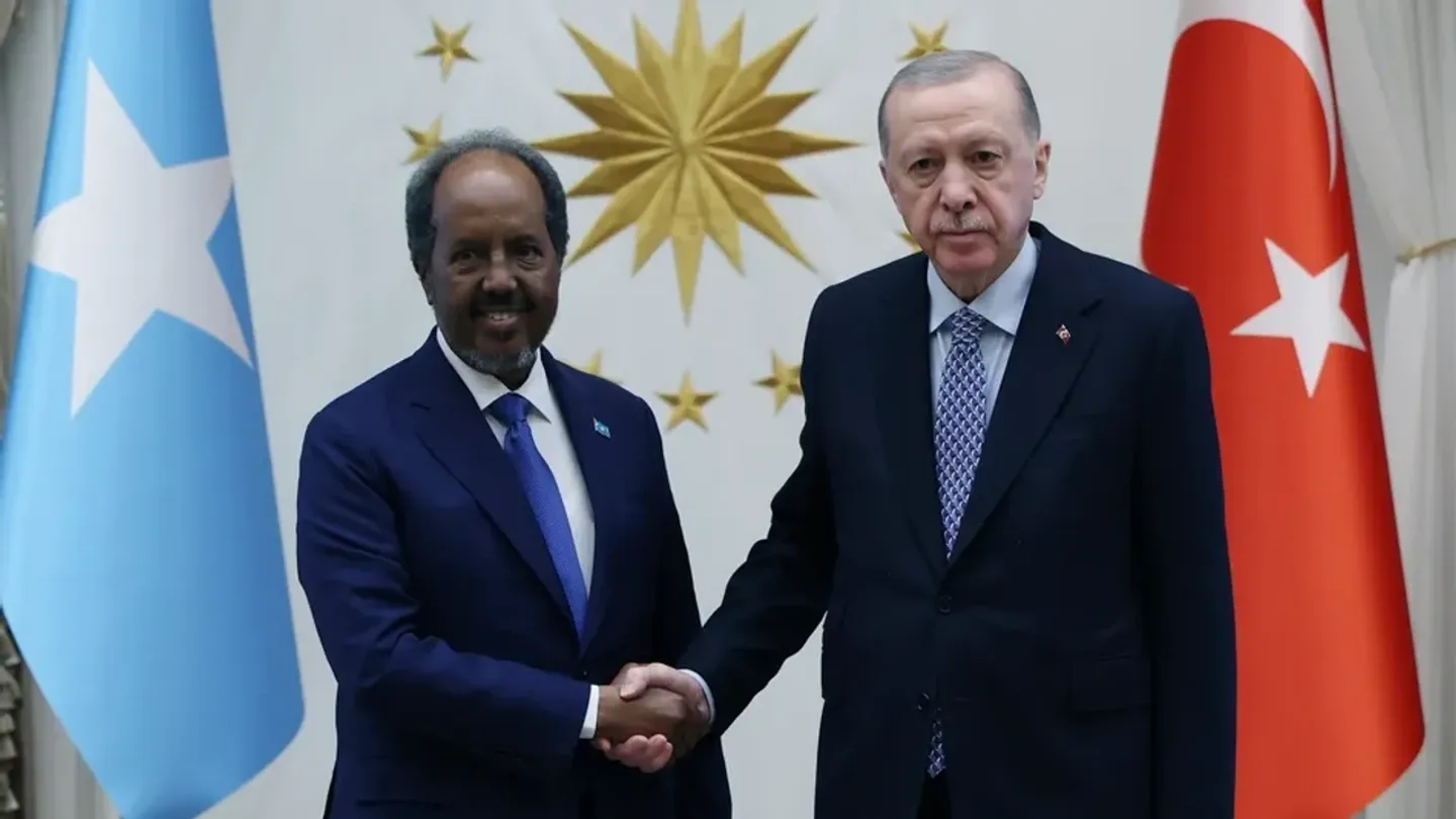 أردوغان يؤكد دعم تركيا المستمر لعملية إرساء السلام والاستقرار بين الصومال وإثيوبيا