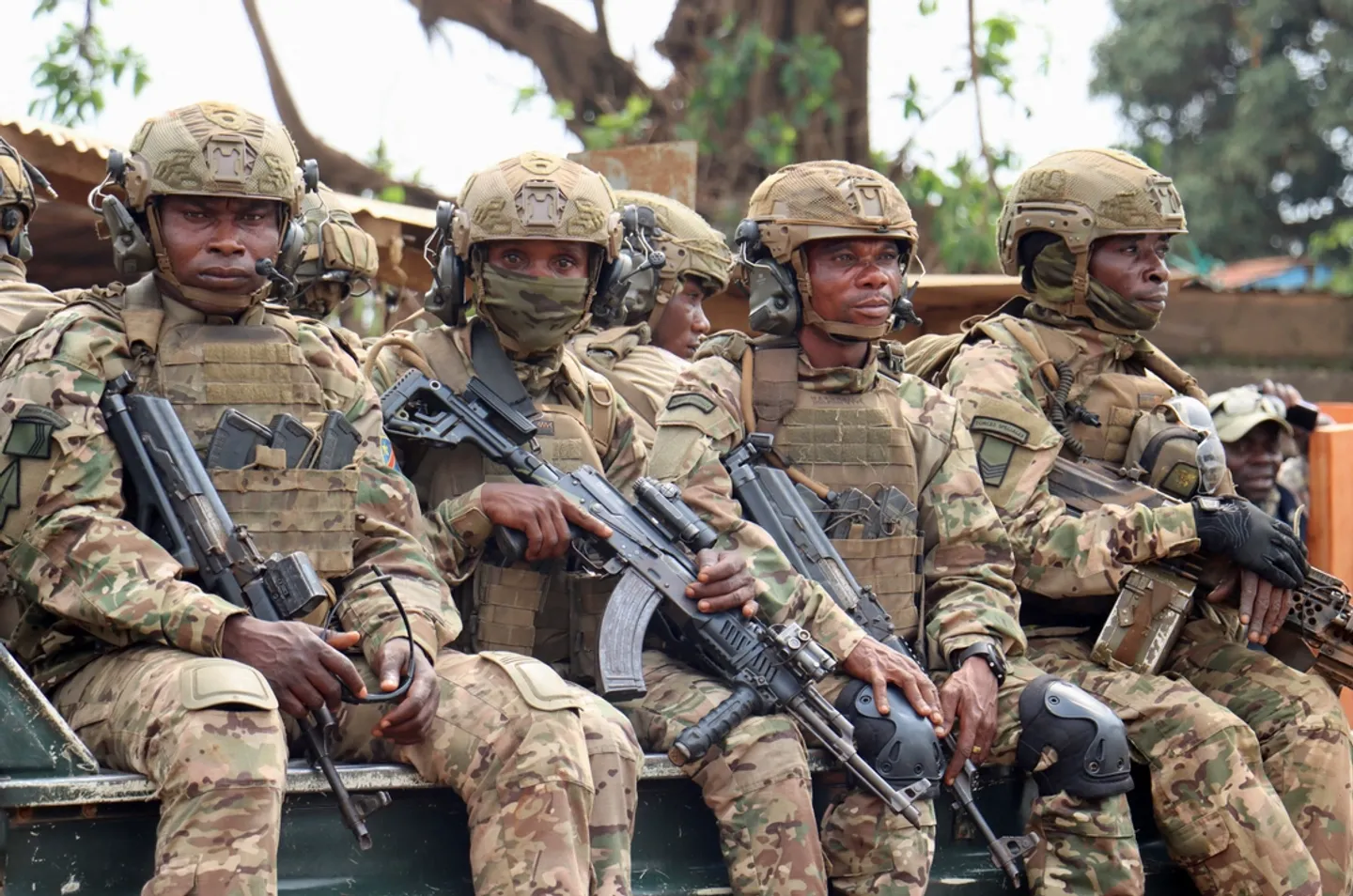La RDC double les salaires des militaires menacés par l'avancée des rebelles