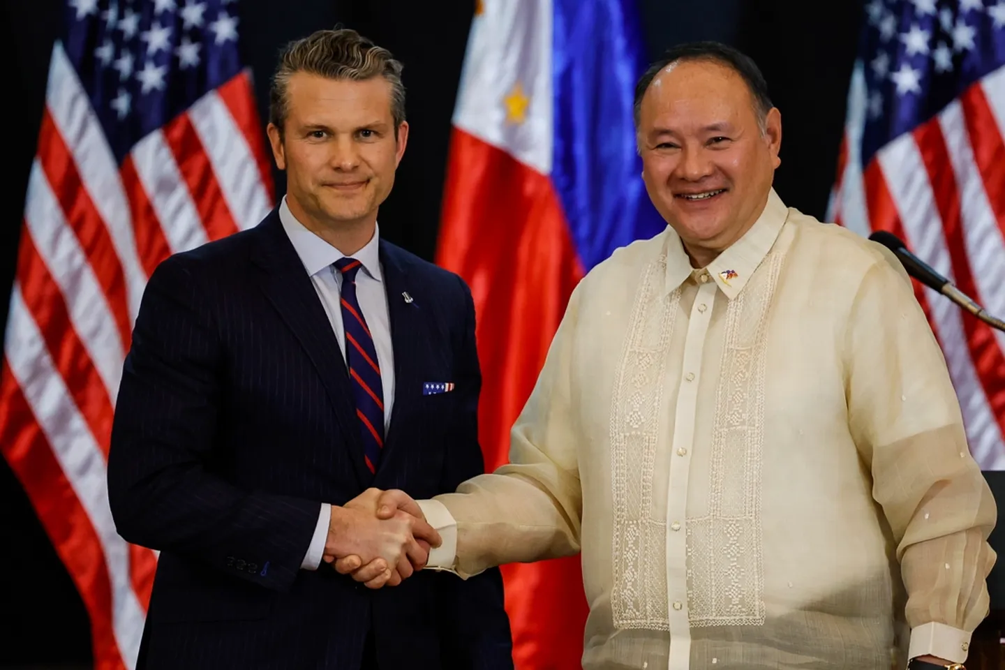 US to 'deter' China by supporting Philippines: Pentagon