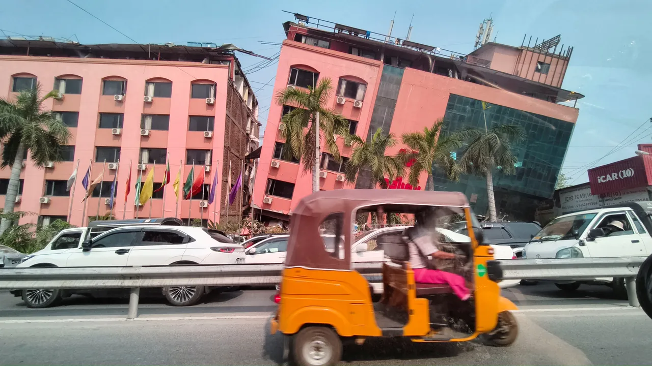 Death toll from powerful earthquake in Myanmar, Thailand mounts