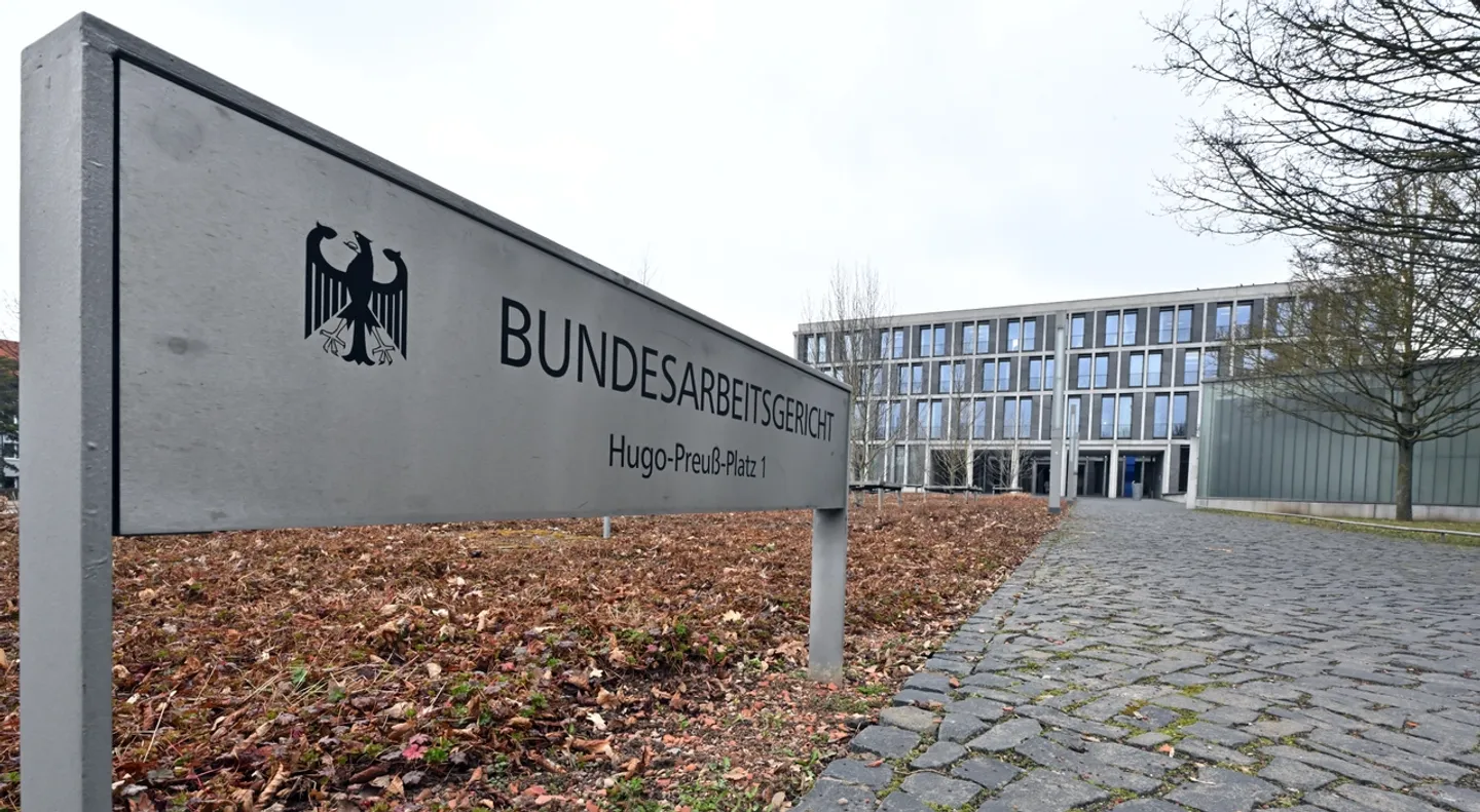 BAG klärt Karenzentschädigung auf „virtuelle Aktienoptionen“