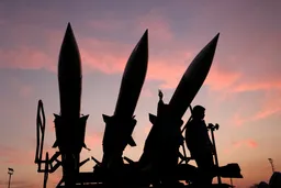 IRGC-ja e Iranit kërcënon me shtimin e kundërsulmeve nëse sulmet izraelite vazhdojnë