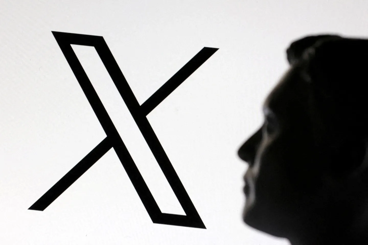Musk's xAI buys Musk's X in $33B deal