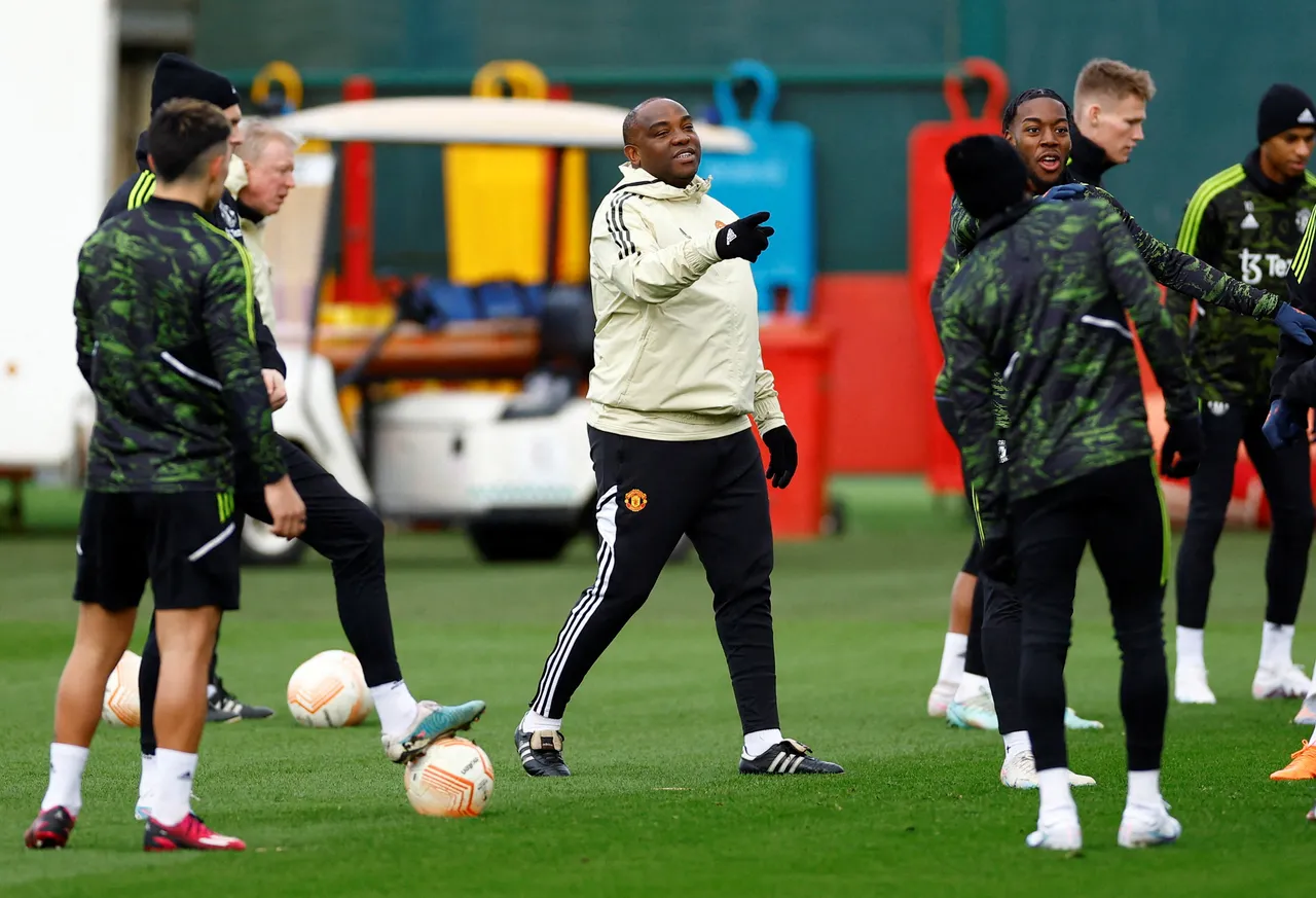 Kenya unveils former Man Utd coach McCarthy as manager