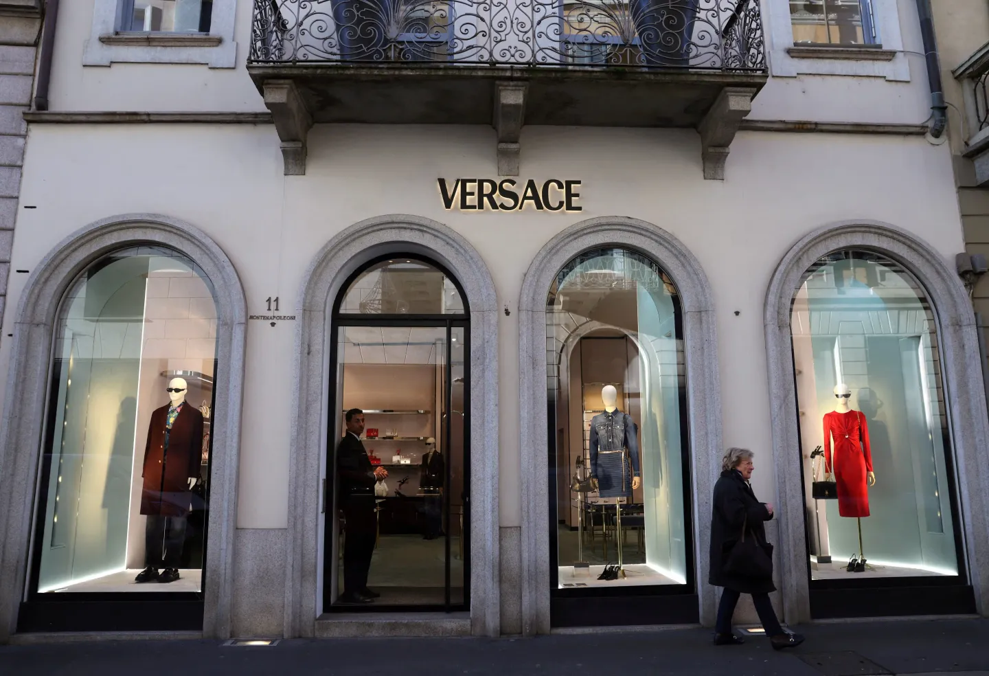 Milliarden-Deal: Prada plant offenbar Übernahme von Versace