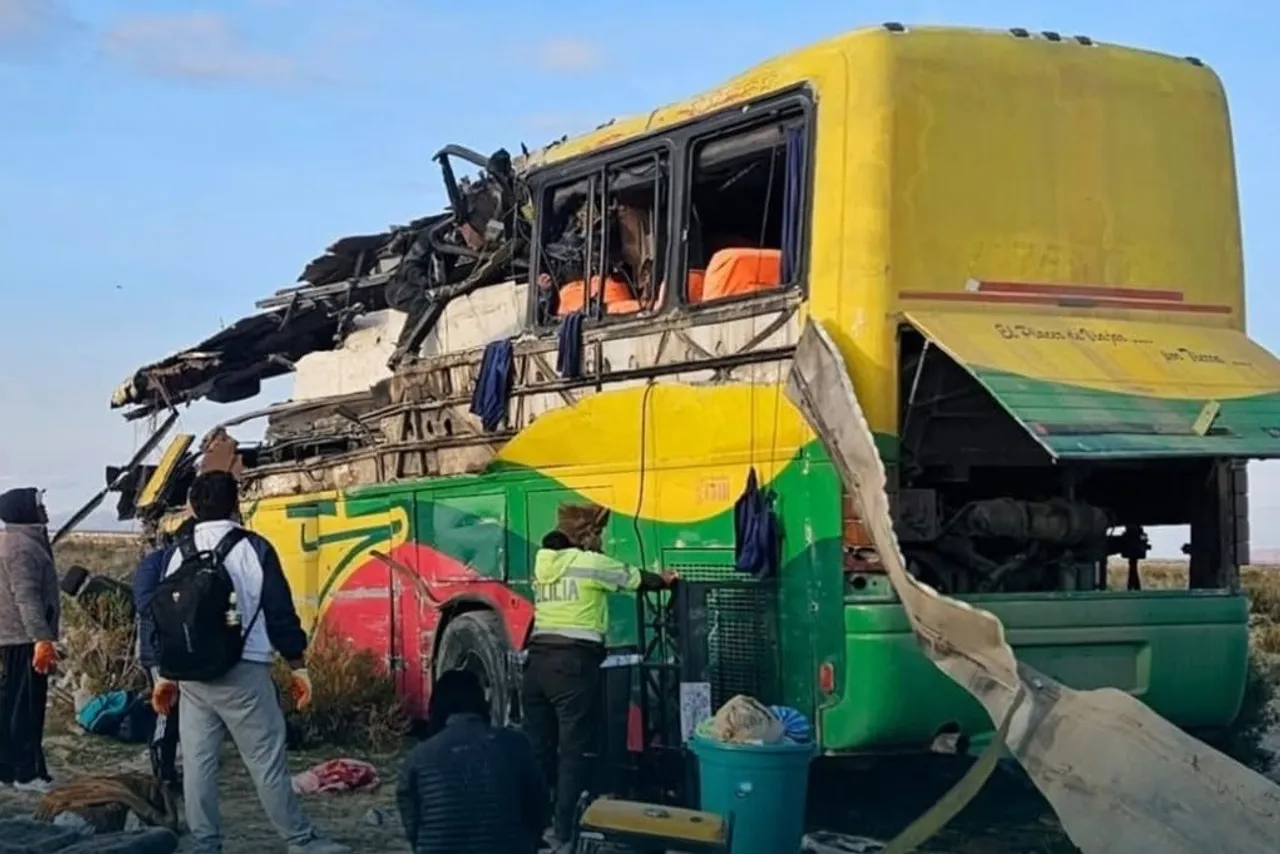 Second bus crash in days kills dozens in Bolivia