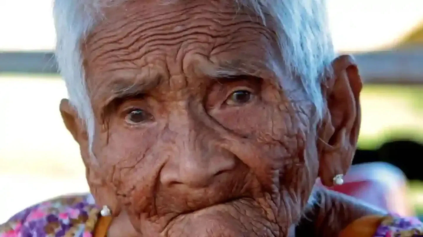 Yaşlanma göründüyü kimi deyil: 44 və 60 yaş kritik dönüş nöqtələridir