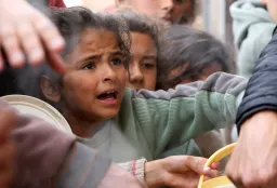 Egyptin Al-Azhar tuomitsee Israelin avun estämisen Gazaan Ramadanin aikana "nälkärikoksena"