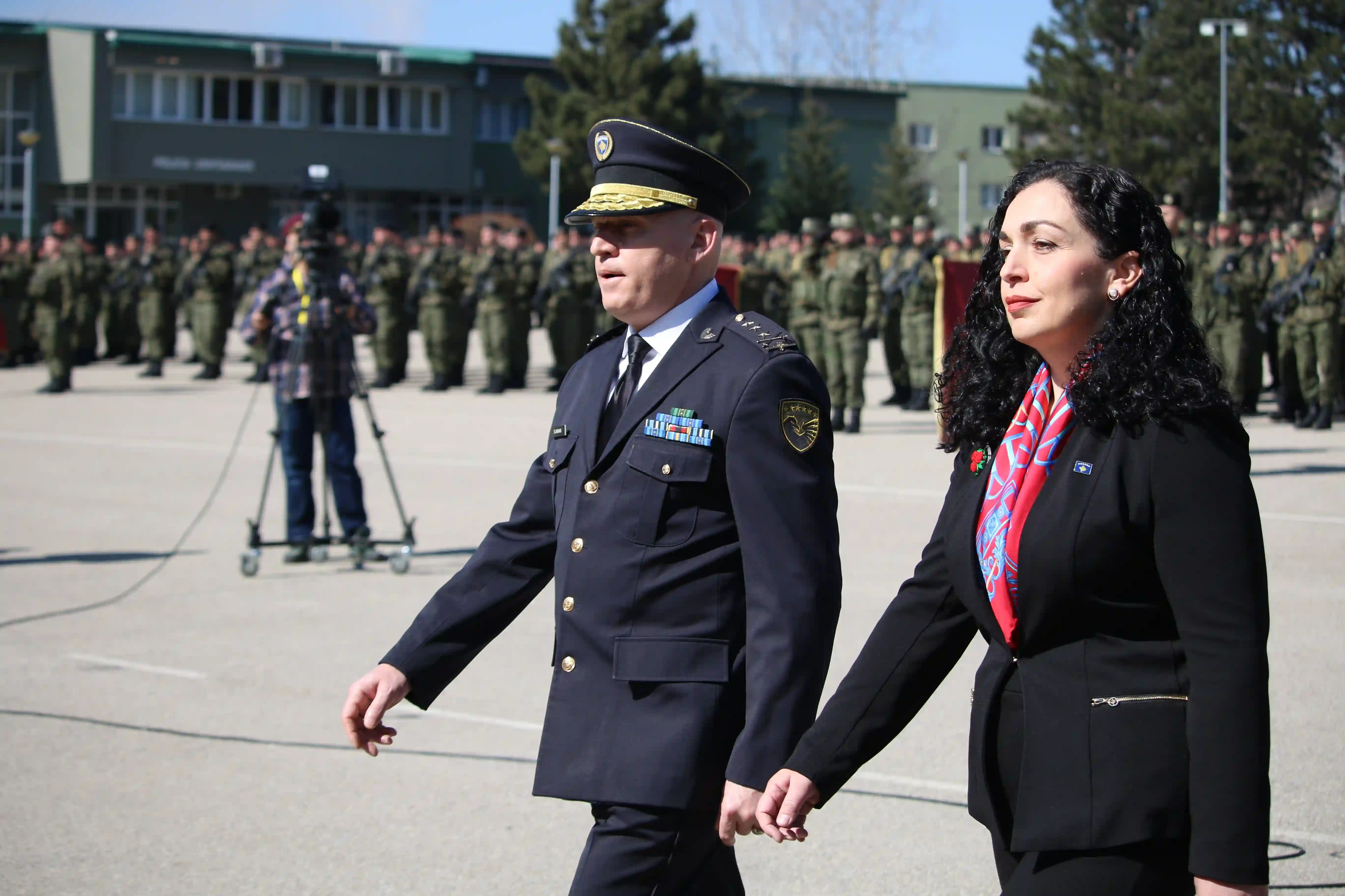 Presidentja Osmani: Familja Jashari është themeli mbi të cilin u ngrit liria e Kosovës