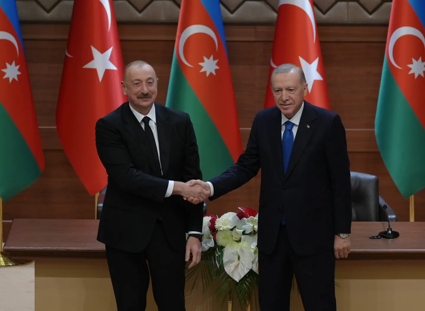 Türkiye y Azerbaiyán reforzarán cooperación estratégica con gasoducto Igdir-Najicheván, dice Erdogan