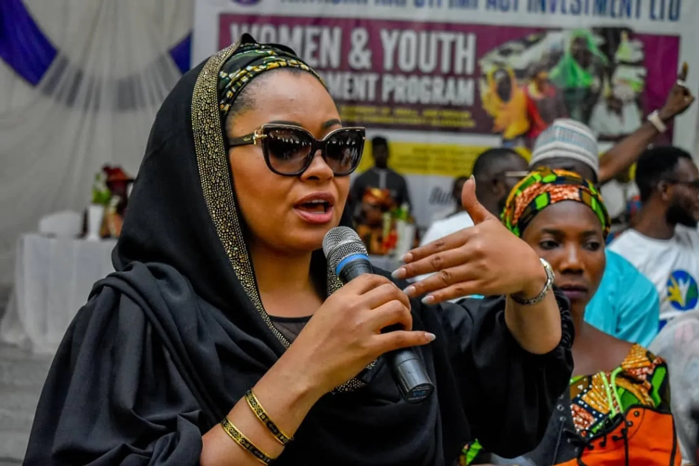 Masu son yi wa Sanata Natasha kiranye ba su bi ka’ida ba -INEC