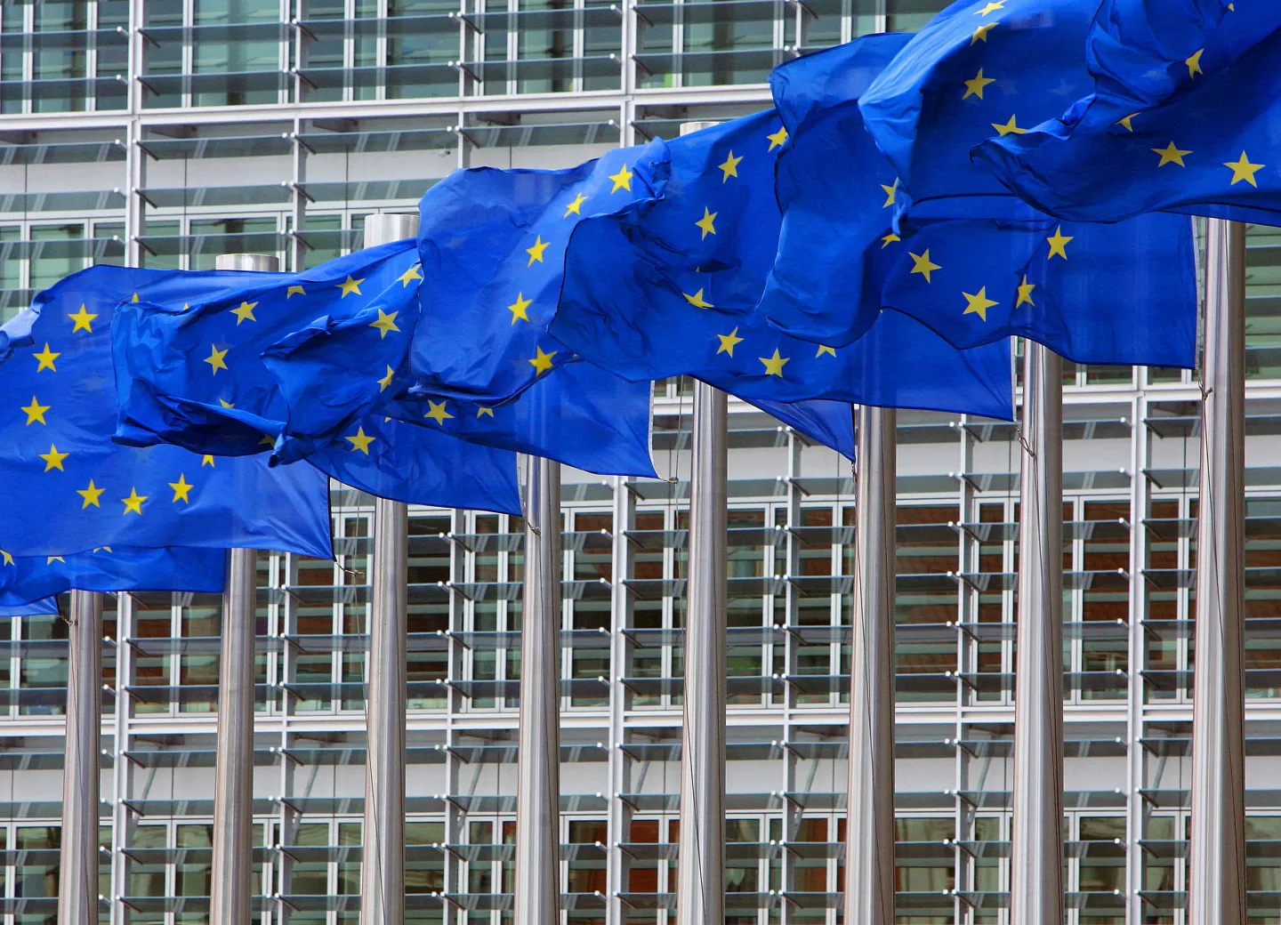 EU: RS dužna poštovati Ustav BiH, prekinuti politički pritisak na državne službenike