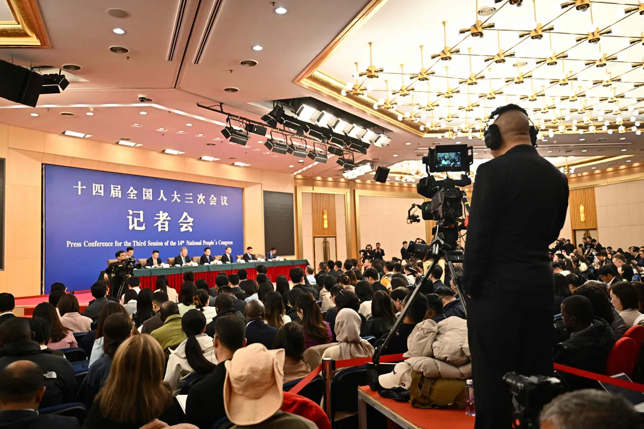 China's economy faces 'uncertainty' amid trade war with US