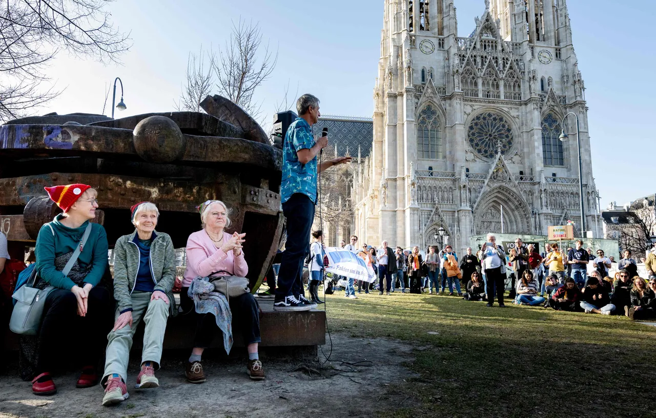 Scientists, researchers, doctors rally in Washington against Trump's research cuts