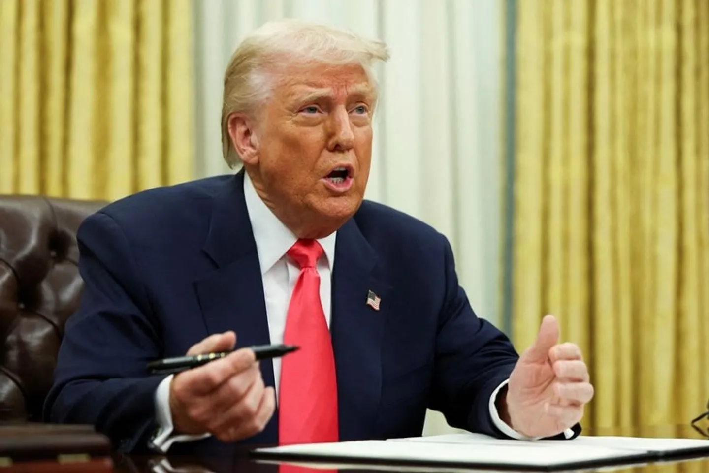 Trump retrasa aranceles a productos del T-MEC tras diálogo con Sheinbaum
