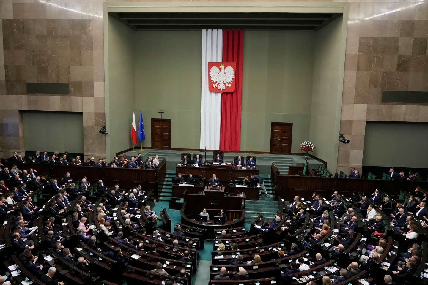 Macierewicz bez immunitetu. Prokuratura może działać