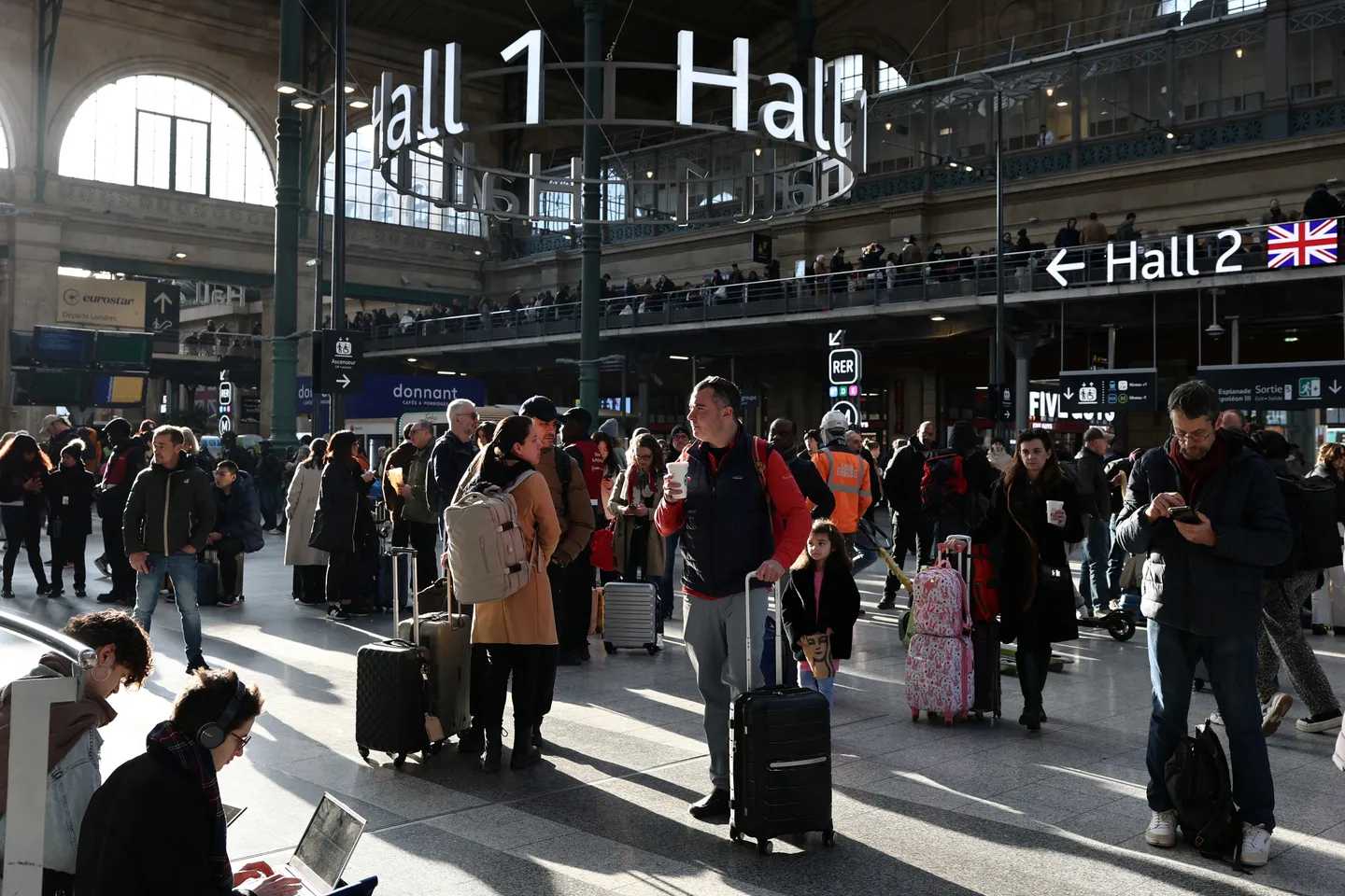 Trafic interrompu à la gare du Nord après la découverte d’une bombe datant de la 2e Guerre mondiale