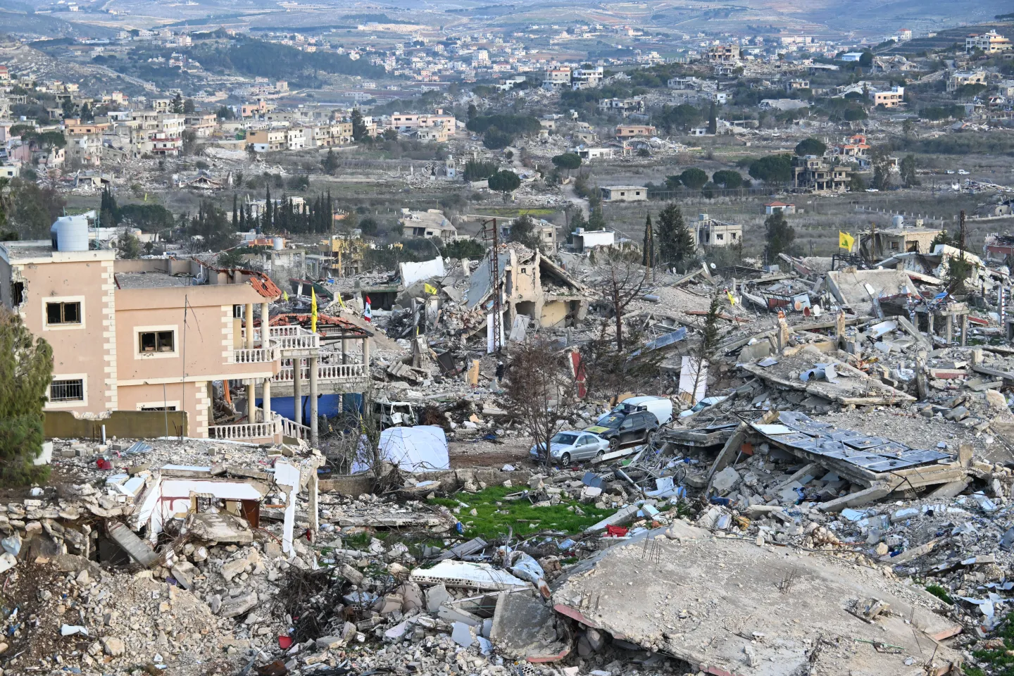 Liban: plus de 20 raids israéliens dans le sud du pays en dépit du cessez-le-feu