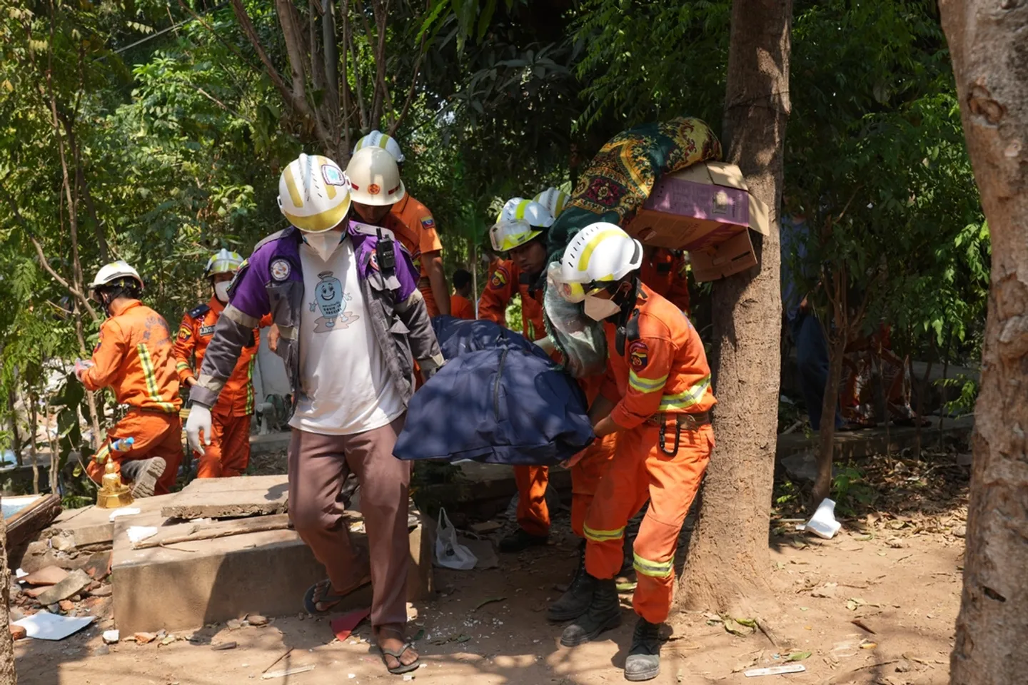Séisme au Myanmar: le bilan dépasse les 2 700 morts