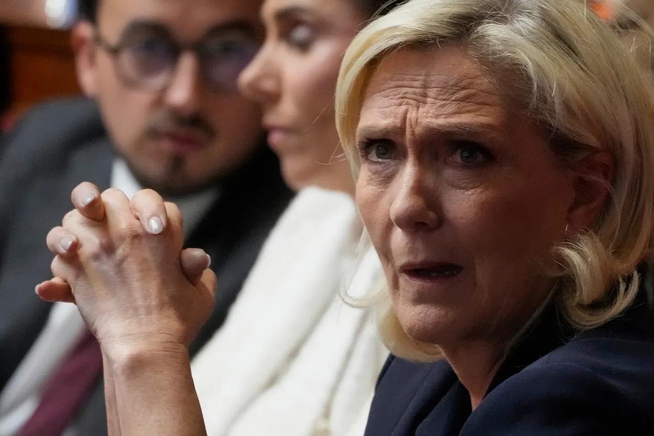 France: rassemblement en soutien à Marine Le Pen dans un climat de tensions