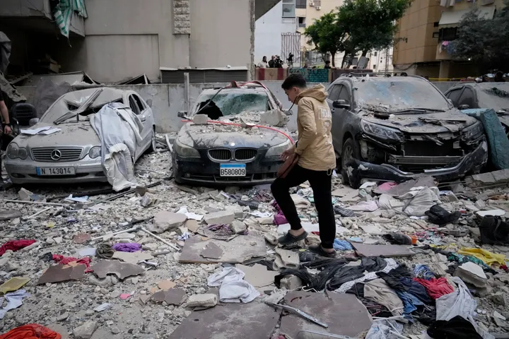 נתניהו מורה על קיום שיחות עם לבנון, בעוד ביירות דורשת הפסקת אש תחילה