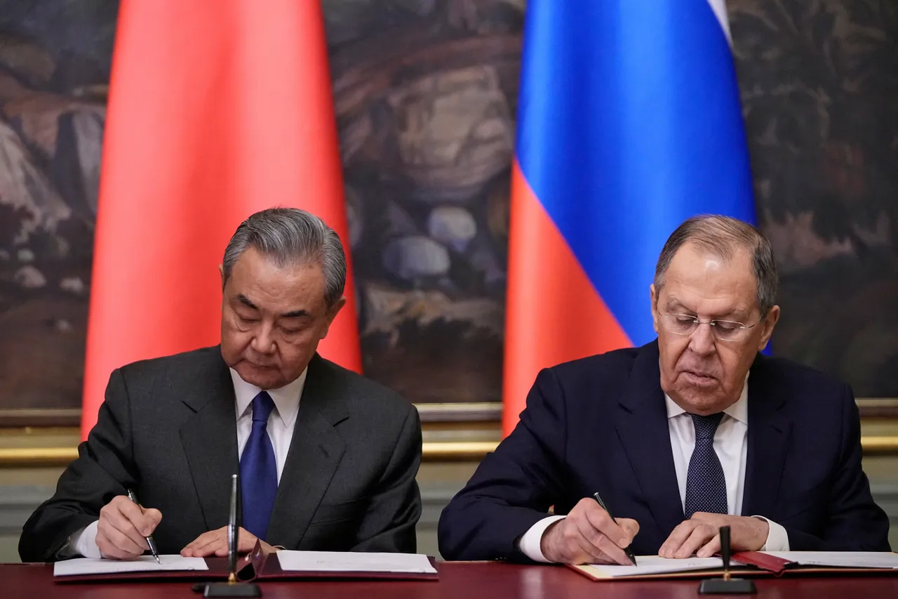 برنامه‌ریزی برای ساخت نیروگاه هسته‌ای در ماه توسط چین و روسیه